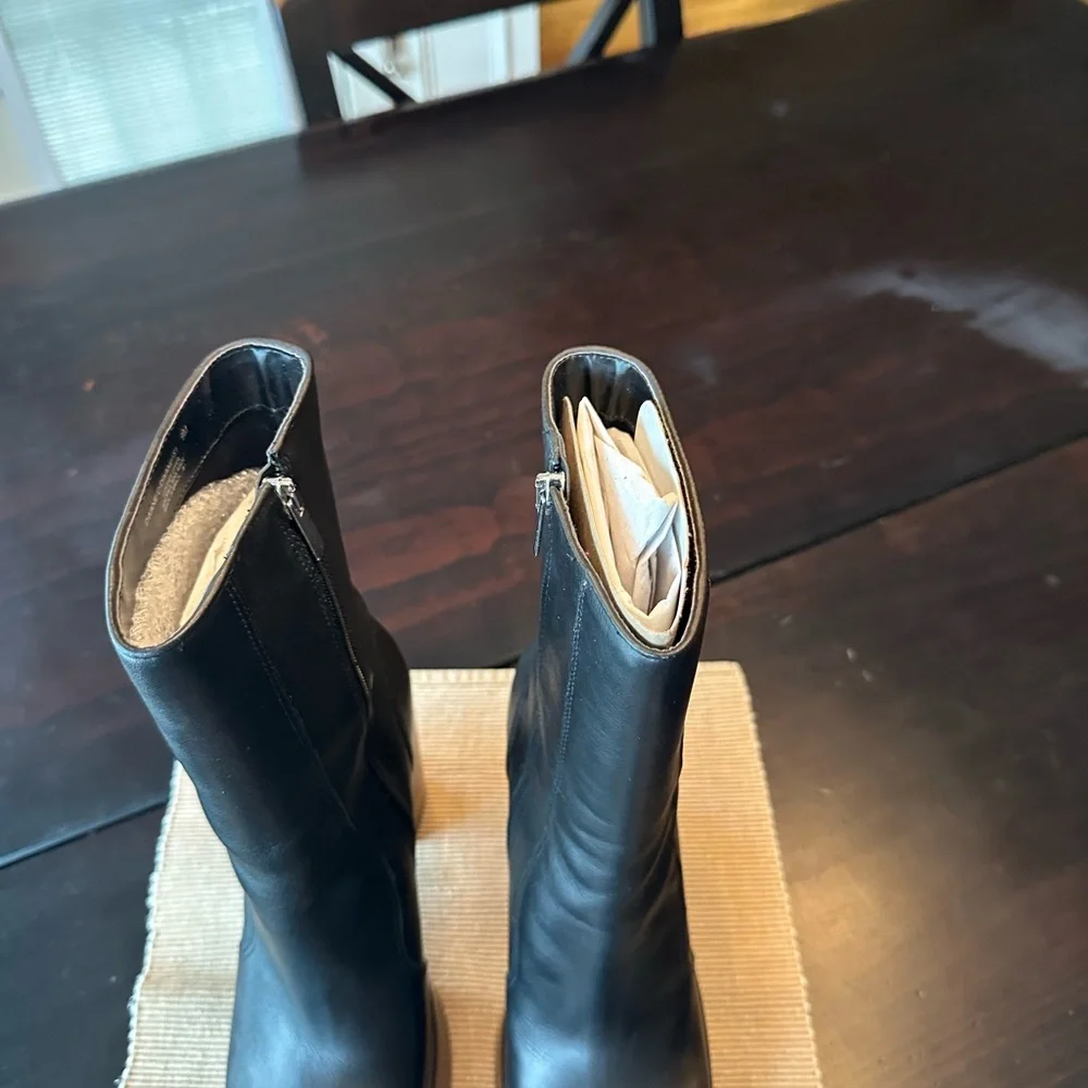 Steve Madden Black Leather Heeled Boots - Picture 6 of 8